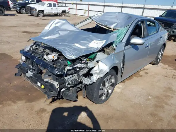 1N4BL4BV4KC235721 2019 NISSAN ALTIMA - Image 2