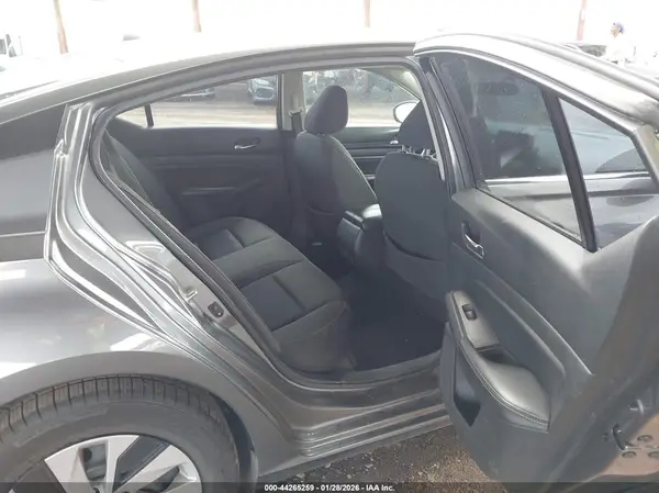 1N4BL4BV4KC237131 2019 NISSAN ALTIMA - Image 8