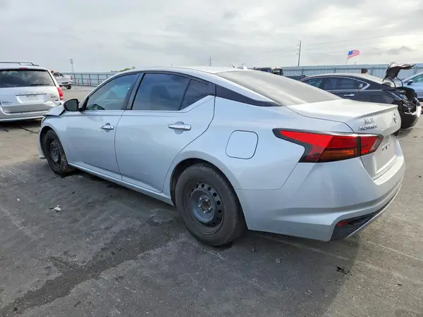 1N4BL4BV4KC239736 2019 NISSAN ALTIMA - Image 2