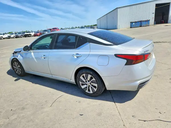 1N4BL4BV4KC258934 2019 NISSAN ALTIMA - Image 2