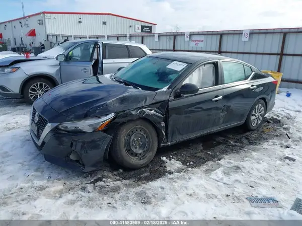 1N4BL4BV4KN324726 2019 NISSAN ALTIMA - Image 2