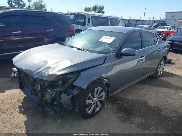1N4BL4BV4KN325990 2019 NISSAN ALTIMA - Image 2