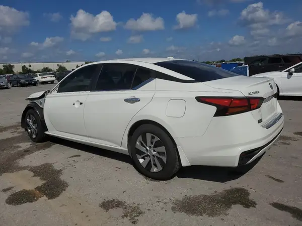 1N4BL4BV4LC113085 2020 NISSAN ALTIMA - Image 2