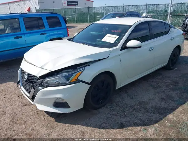 1N4BL4BV4LC120537 2020 NISSAN ALTIMA - Image 2