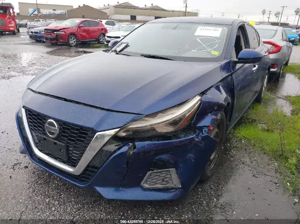 1N4BL4BV4LC121932 2020 NISSAN ALTIMA - Image 2