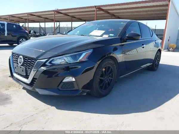 1N4BL4BV4LC175165 2020 NISSAN ALTIMA - Image 2