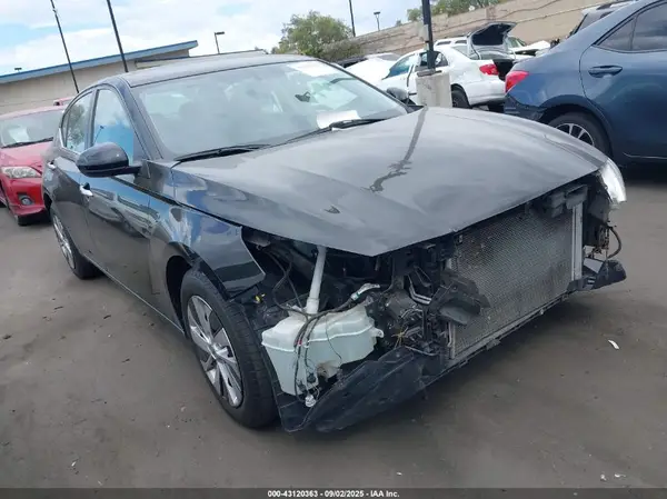 1N4BL4BV4LC182844 2020 NISSAN ALTIMA - Image 1