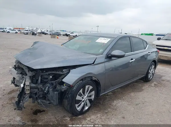 1N4BL4BV4LC188076 2020 NISSAN ALTIMA - Image 2