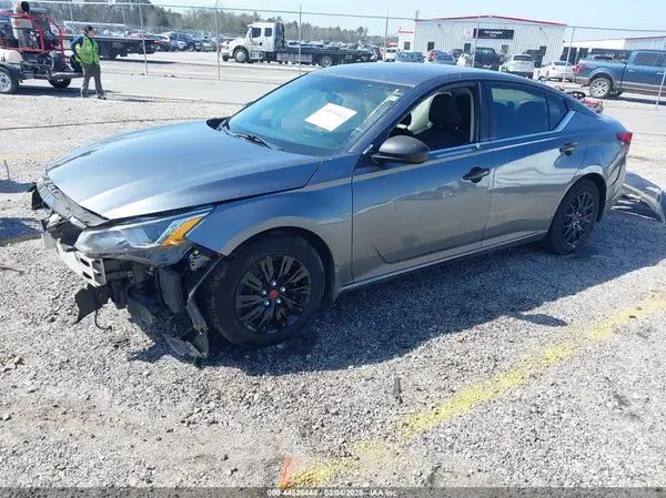 1N4BL4BV4LC207533 2020 NISSAN ALTIMA - Image 2