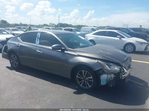 1N4BL4BV4LC221609 2020 NISSAN ALTIMA - Image 1