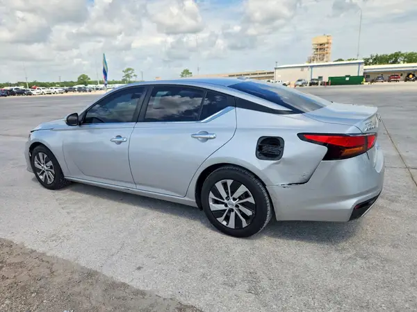 1N4BL4BV4LC224168 2020 NISSAN ALTIMA - Image 2