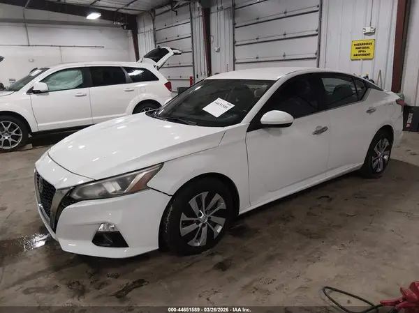 1N4BL4BV4LC228317 2020 NISSAN ALTIMA - Image 2