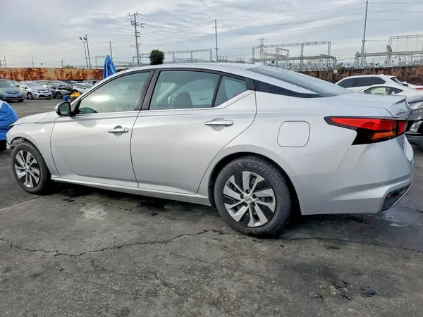 1N4BL4BV4LC236885 2020 NISSAN ALTIMA - Image 2