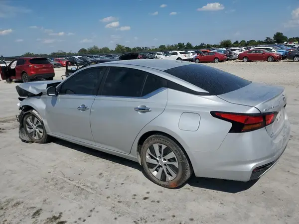 1N4BL4BV4LC256330 2020 NISSAN ALTIMA - Image 2