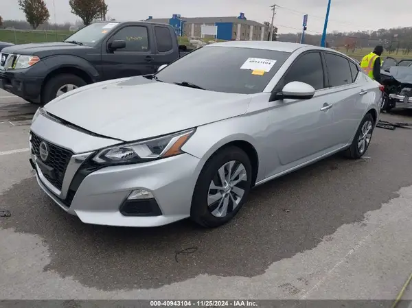1N4BL4BV4LN310889 2020 NISSAN ALTIMA - Image 2