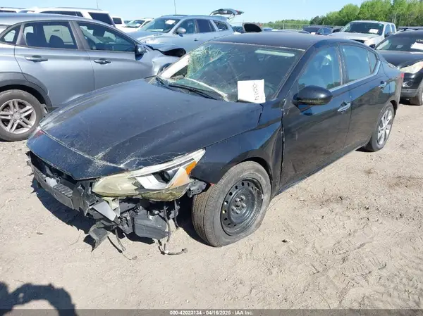1N4BL4BV4MN330416 2021 NISSAN ALTIMA - Image 2