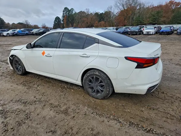 1N4BL4BV4MN348821 2021 NISSAN ALTIMA - Image 2