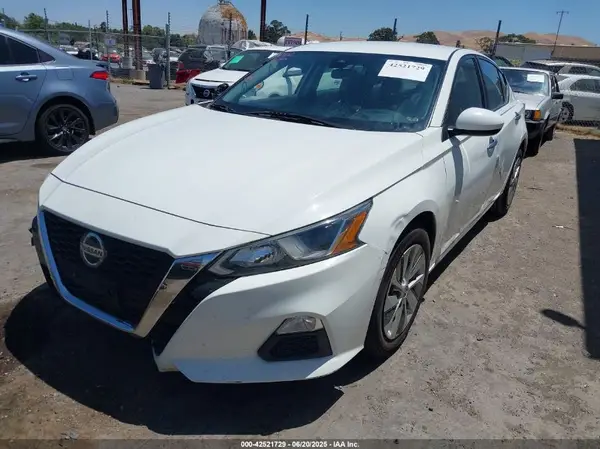1N4BL4BV4MN364825 2021 NISSAN ALTIMA - Image 2