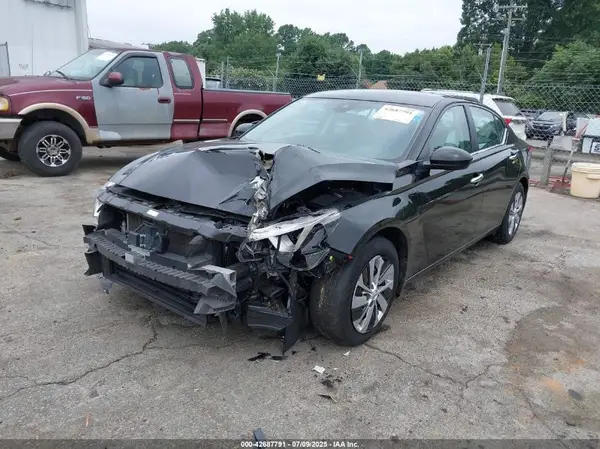 1N4BL4BV4MN377705 2021 NISSAN ALTIMA - Image 2