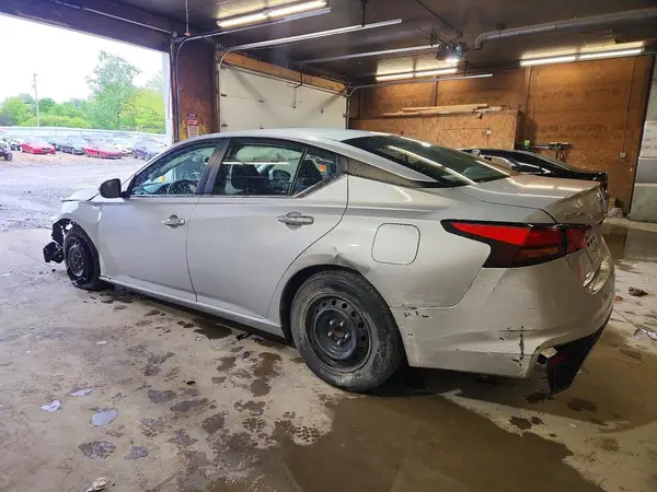 1N4BL4BV4MN378207 2021 NISSAN ALTIMA - Image 2