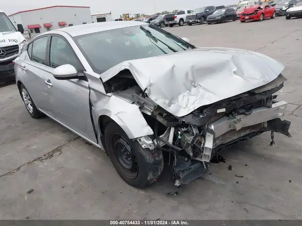 1N4BL4BV4MN380605 2021 NISSAN ALTIMA - Image 1