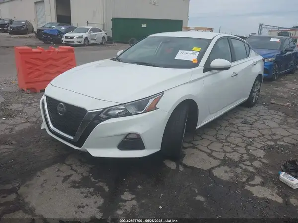 1N4BL4BV4MN387781 2021 NISSAN ALTIMA - Image 2