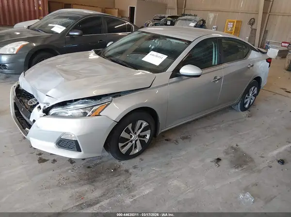 1N4BL4BV4MN399042 2021 NISSAN ALTIMA - Image 2