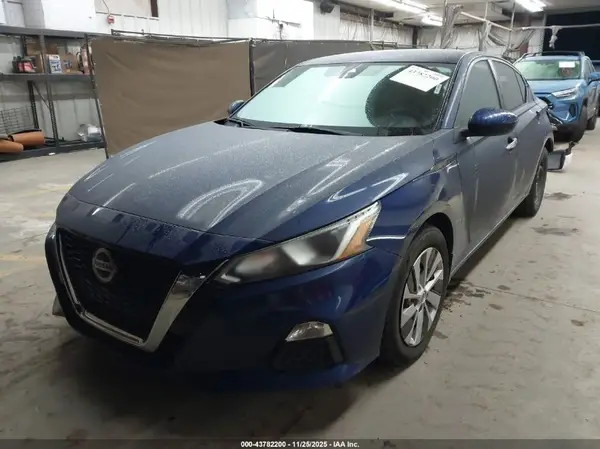 1N4BL4BV4MN414574 2021 NISSAN ALTIMA - Image 2