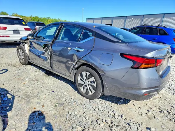 1N4BL4BV4NN311320 2022 NISSAN ALTIMA - Image 2