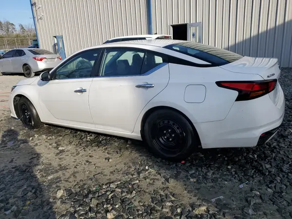 1N4BL4BV4NN315643 2022 NISSAN ALTIMA - Image 2