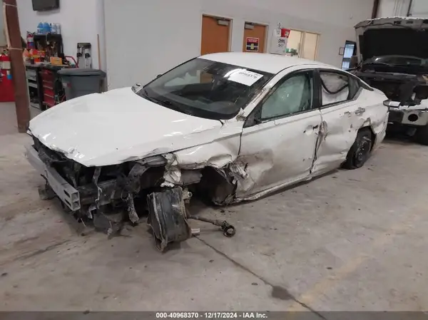 1N4BL4BV4NN349128 2022 NISSAN ALTIMA - Image 2