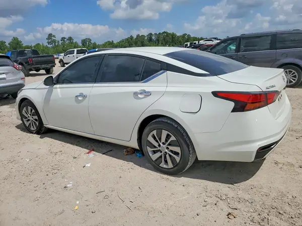 1N4BL4BV4NN356158 2022 NISSAN ALTIMA - Image 2