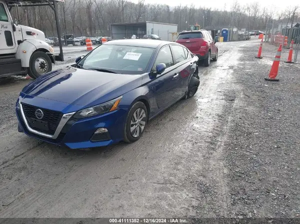 1N4BL4BV4NN357178 2022 NISSAN ALTIMA - Image 2