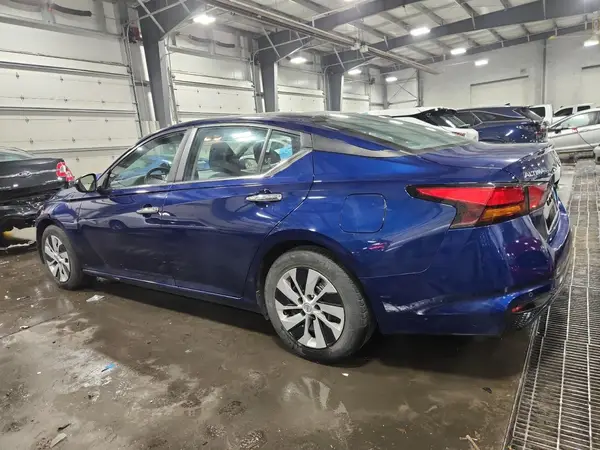 1N4BL4BV4NN357651 2022 NISSAN ALTIMA - Image 2