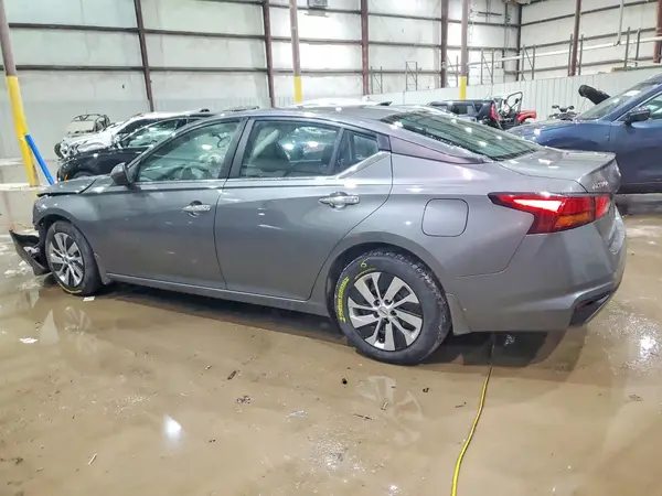 1N4BL4BV4NN363613 2022 NISSAN ALTIMA - Image 2