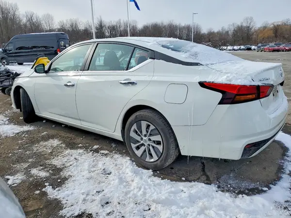 1N4BL4BV4NN398166 2022 NISSAN ALTIMA - Image 2