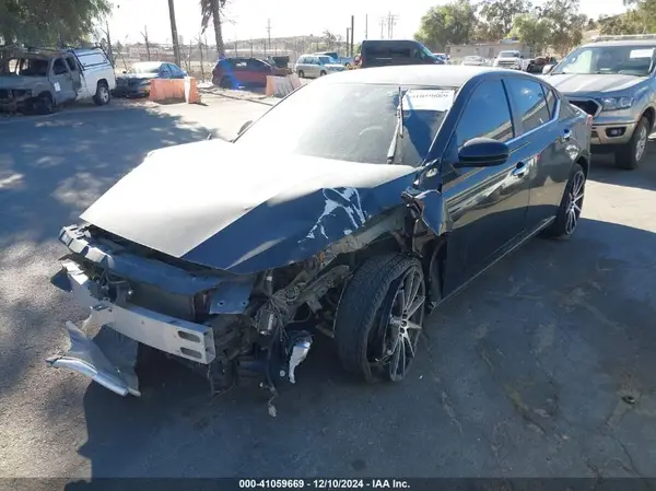 1N4BL4BV4NN409683 2022 NISSAN ALTIMA - Image 2