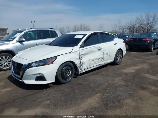 1N4BL4BV4NN424281 2022 NISSAN ALTIMA - Image 2