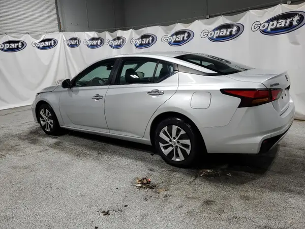 1N4BL4BV4PN312129 2023 NISSAN ALTIMA - Image 2