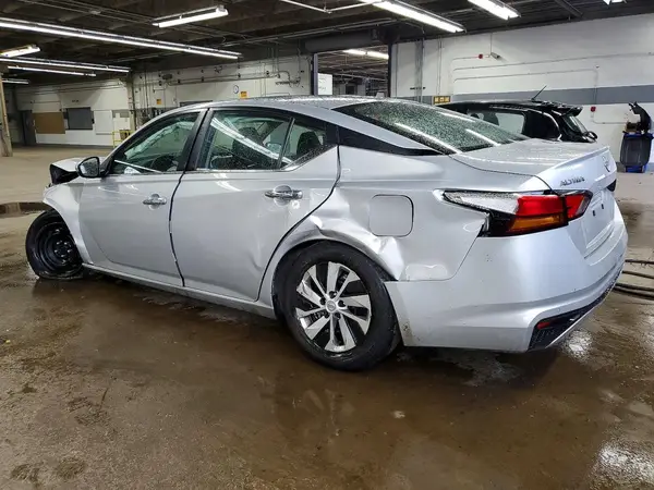 1N4BL4BV4PN323776 2023 NISSAN ALTIMA - Image 2