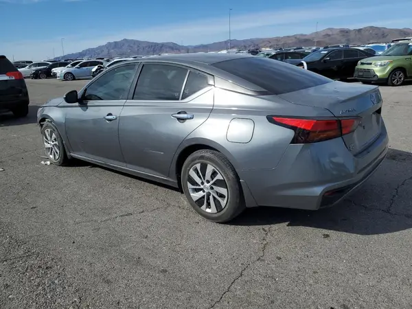 1N4BL4BV4PN327813 2023 NISSAN ALTIMA - Image 2