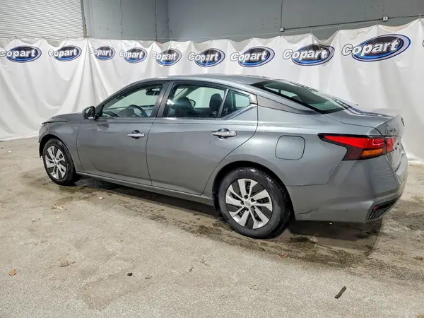 1N4BL4BV4PN338052 2023 NISSAN ALTIMA - Image 2
