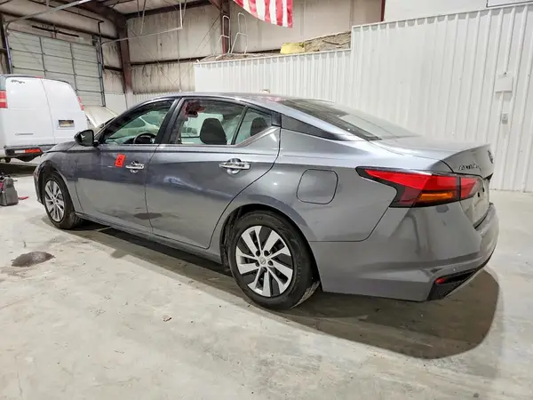 1N4BL4BV4PN340724 2023 NISSAN ALTIMA - Image 2