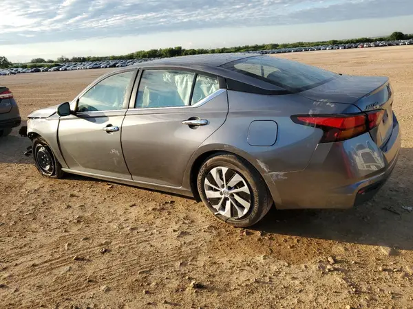 1N4BL4BV4PN349116 2023 NISSAN ALTIMA - Image 2