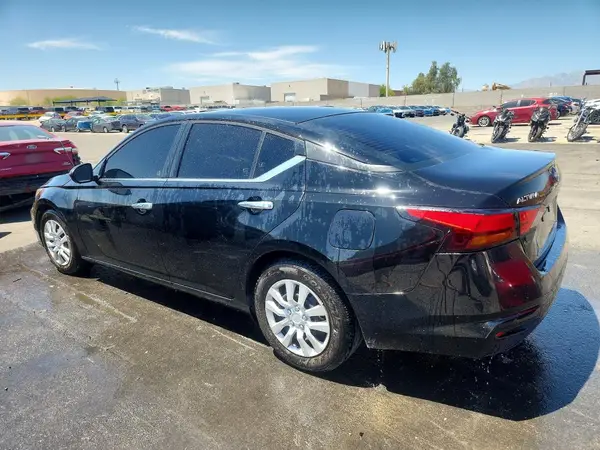 1N4BL4BV4PN352839 2023 NISSAN ALTIMA - Image 2