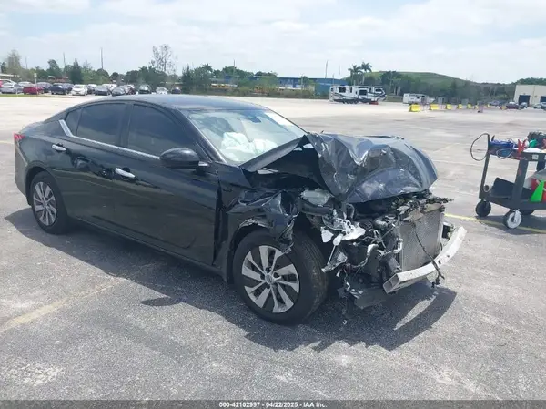 1N4BL4BV4PN354459 2023 NISSAN ALTIMA - Image 1