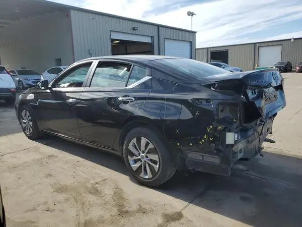 1N4BL4BV4PN355143 2023 NISSAN ALTIMA - Image 2