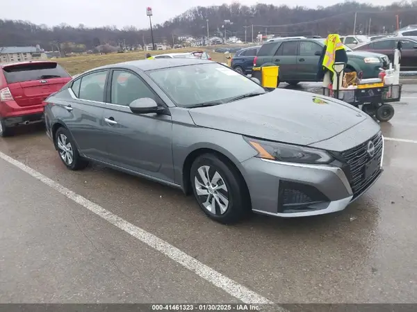 1N4BL4BV4PN358690 2023 NISSAN ALTIMA - Image 1
