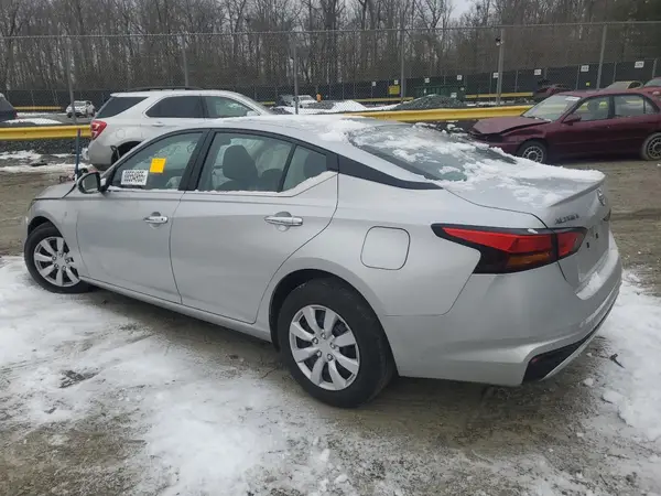 1N4BL4BV4PN372413 2023 NISSAN ALTIMA - Image 2