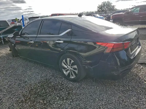 1N4BL4BV4PN385551 2023 NISSAN ALTIMA - Image 2